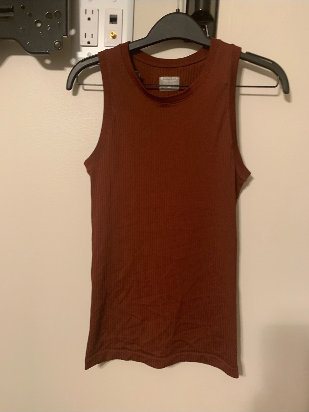 Woman’s Athleta Ribbed Tank Top - Brown Rust. Size XS